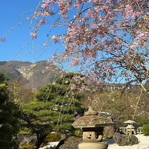 Onsen & Garden -asante Inn- Japón
