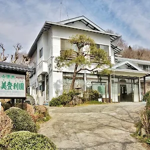 Midorien 2*, 神奈川町 日本